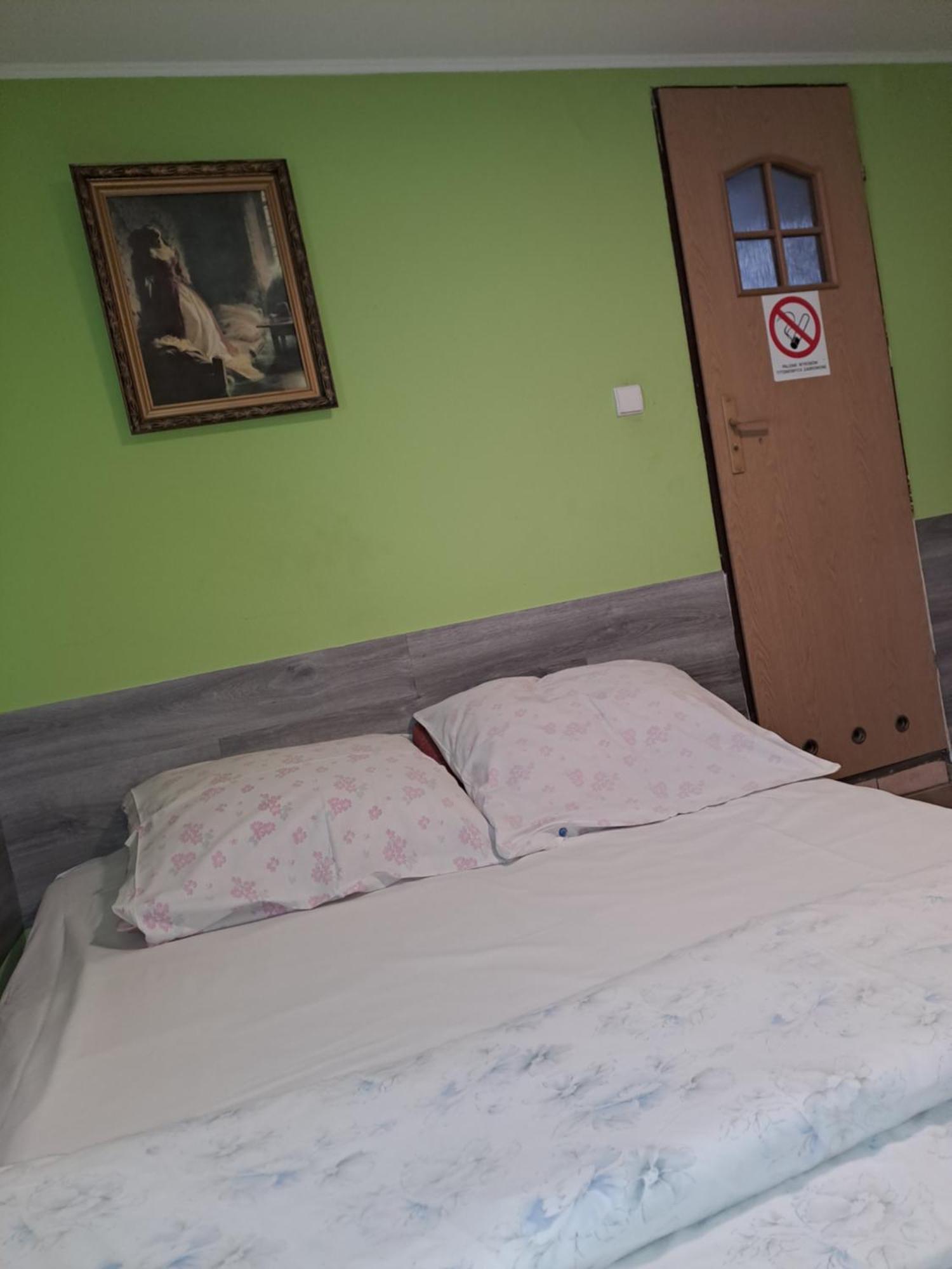 Pokoje Goscinne Zaglobianka Przemyśl Buitenkant foto