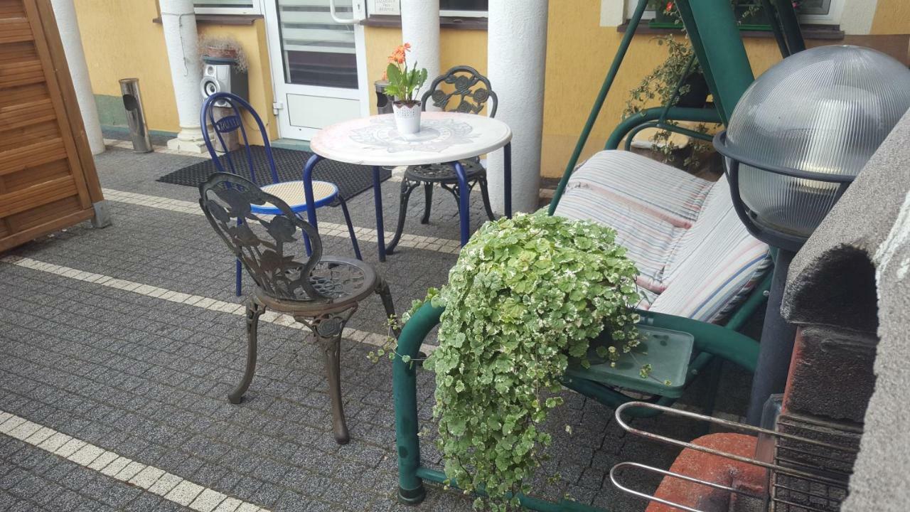 Pokoje Goscinne Zaglobianka Przemyśl Buitenkant foto